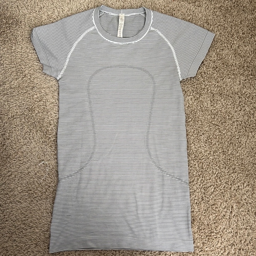 Lululemon Swiftly Tech